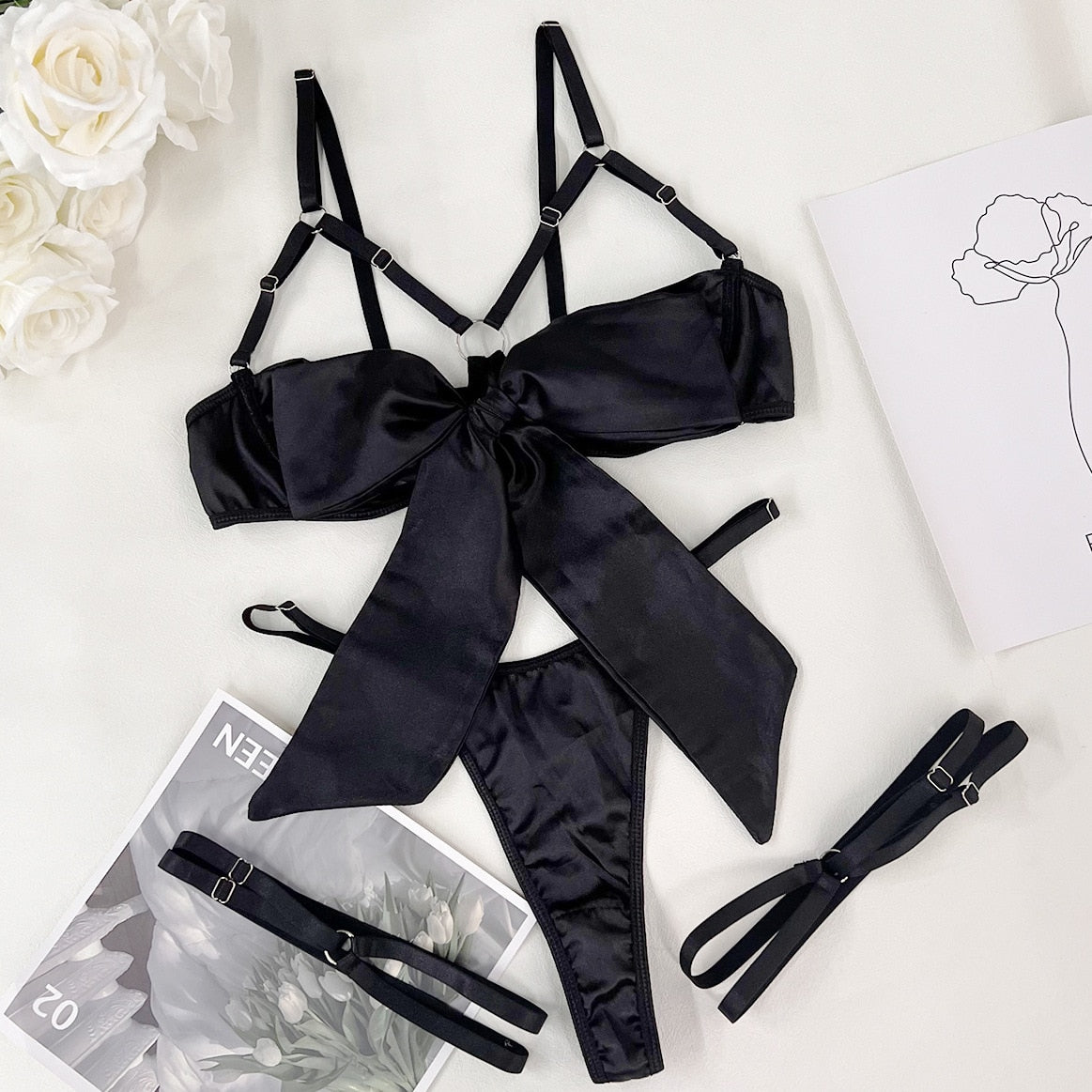 Lucifer On You - Ensemble lingerie Nœud paquet cadeau & Jarretières - Donna